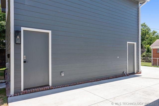 1123 S Delaware Place, Tulsa, OK 74104