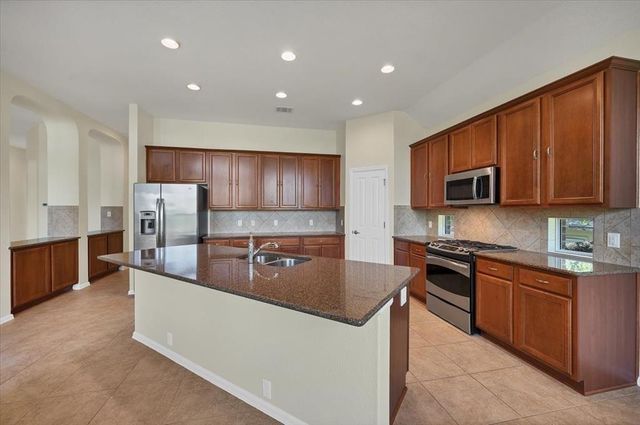 203 Raindance CV, Austin, TX 78737