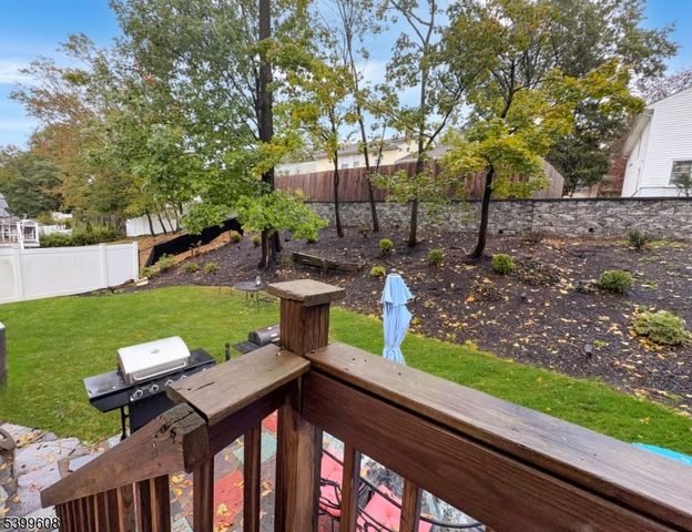 22 Cheshire Ter, West Orange Twp., NJ 07052