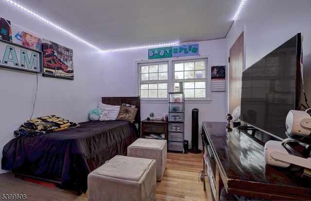 22 Cheshire Ter, West Orange Twp., NJ 07052