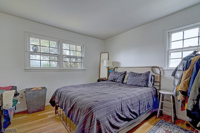 22 Cheshire Ter, West Orange Twp., NJ 07052