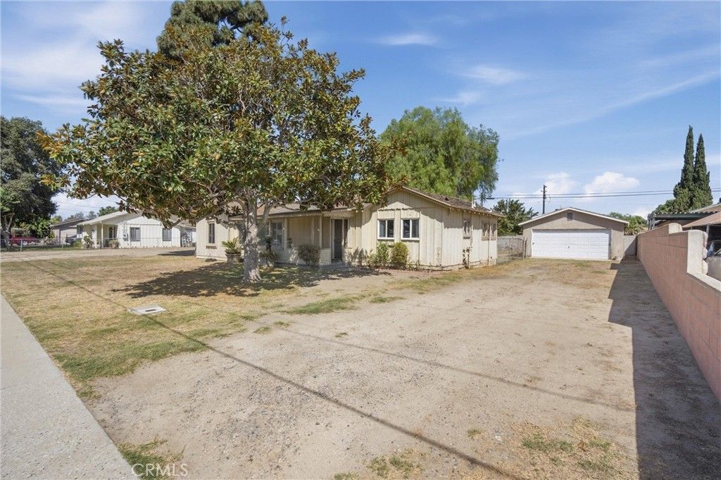 2425 W Occidental Street, Santa Ana, CA 92704 — exterior