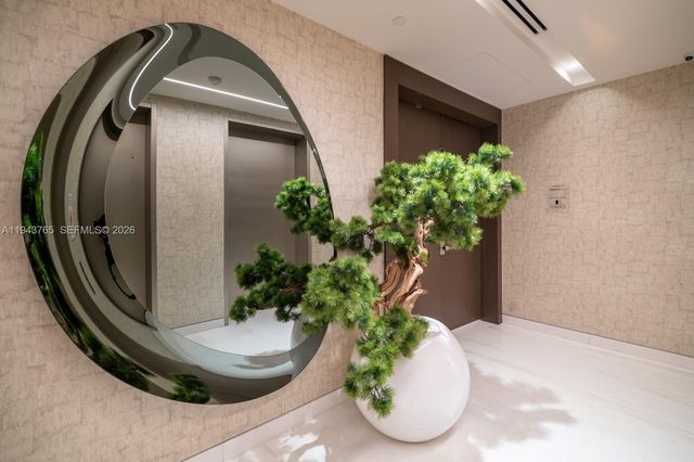 300 Biscayne Blvd Way 3403, Miami, FL 33131