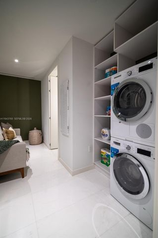 300 Biscayne Blvd Way 3403, Miami, FL 33131