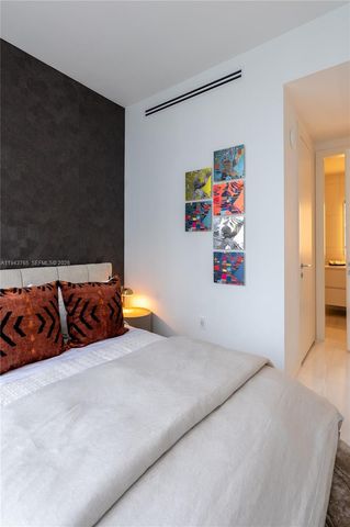 300 Biscayne Blvd Way 3403, Miami, FL 33131