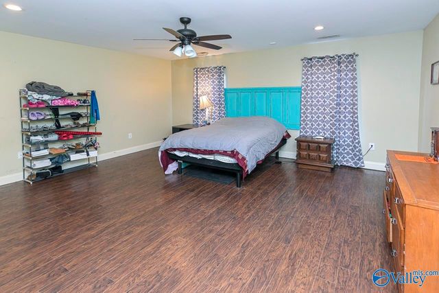 12 Blackwood Drive, Hartselle, AL 35640