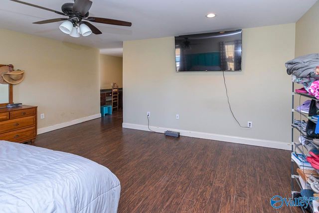 12 Blackwood Drive, Hartselle, AL 35640