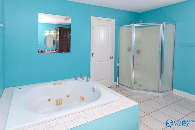 12 Blackwood Drive, Hartselle, AL 35640