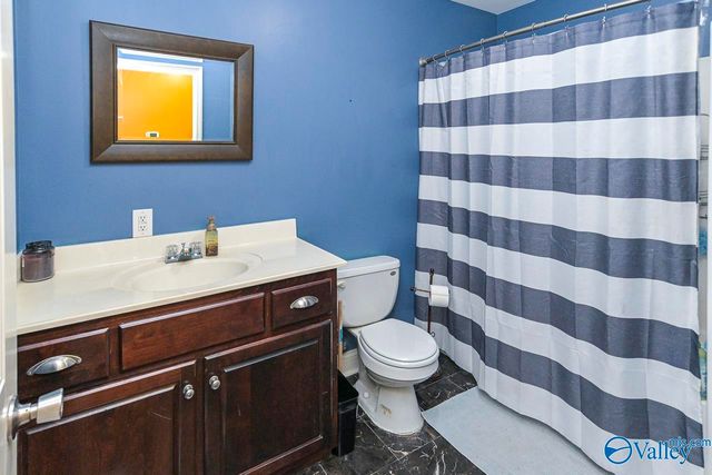 12 Blackwood Drive, Hartselle, AL 35640