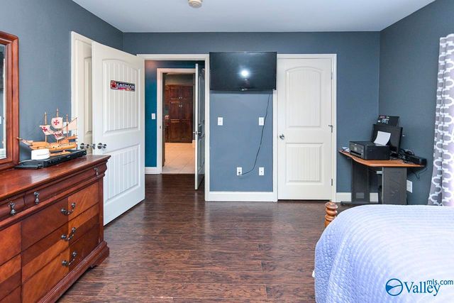 12 Blackwood Drive, Hartselle, AL 35640