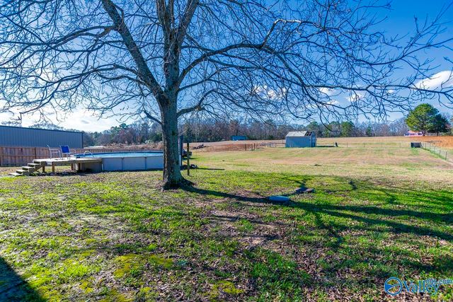 12 Blackwood Drive, Hartselle, AL 35640