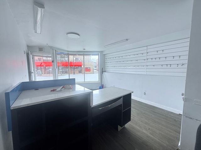 654 Hancock Street, Quincy, MA 02170