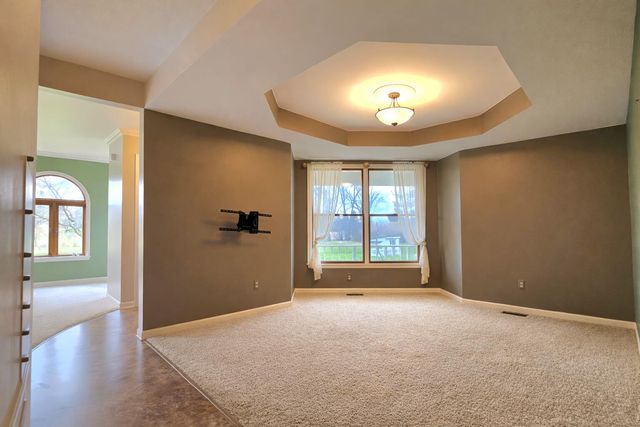 6876 Nollar Road, Whitmore Lake, MI 48189