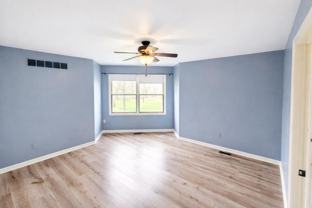 6876 Nollar Road, Whitmore Lake, MI 48189