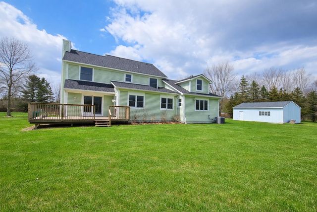6876 Nollar Road, Whitmore Lake, MI 48189