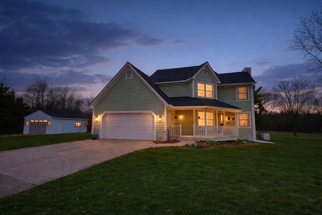 6876 Nollar Road, Whitmore Lake, MI 48189
