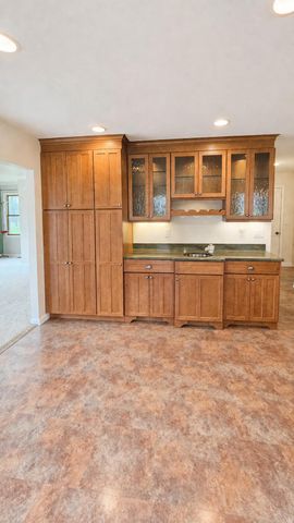 6876 Nollar Road, Whitmore Lake, MI 48189