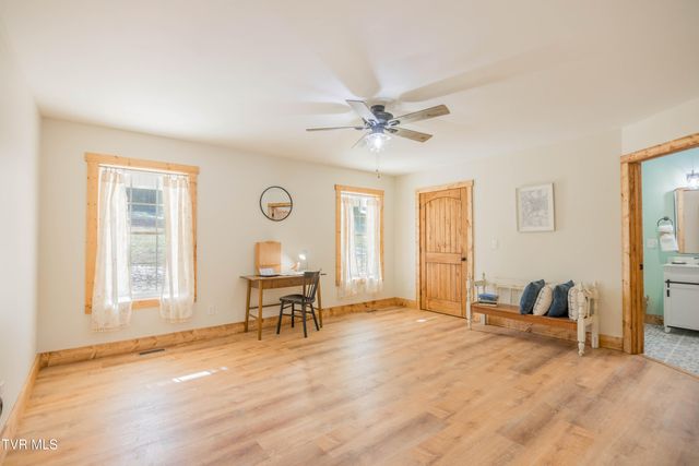 350 Possum Creek Road, Greeneville, TN 37743