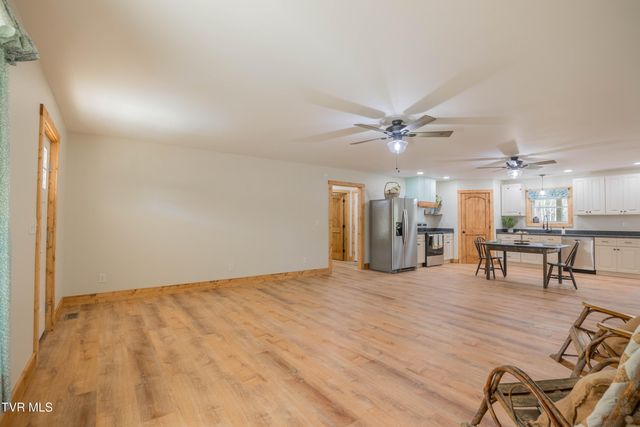 350 Possum Creek Road, Greeneville, TN 37743