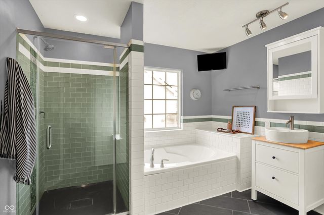 13848 Fernleaf Way, Carmel, IN 46033