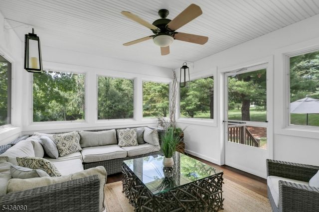 34 Deer Run, Long Hill Twp., NJ 07946