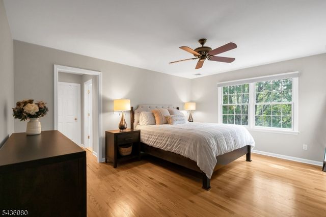34 Deer Run, Long Hill Twp., NJ 07946