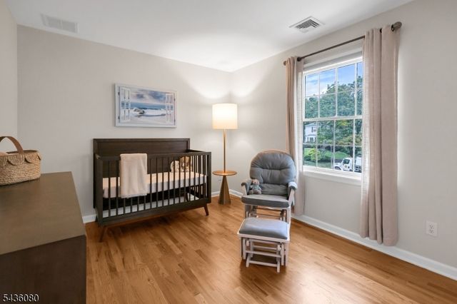 34 Deer Run, Long Hill Twp., NJ 07946