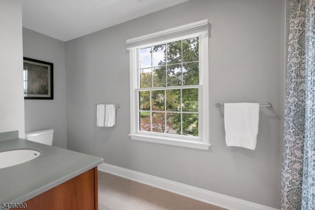 34 Deer Run, Long Hill Twp., NJ 07946