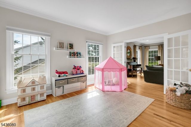34 Deer Run, Long Hill Twp., NJ 07946