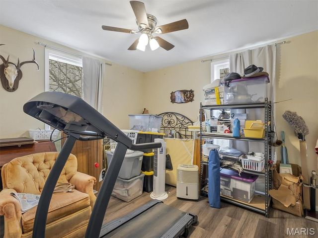 315 W Oak Street, St Clair, MO 63077