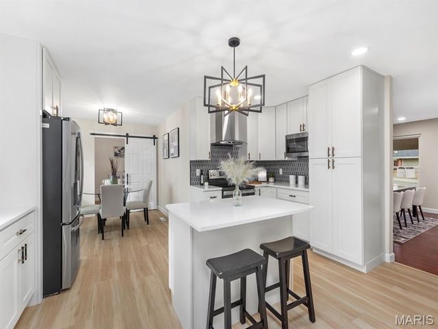 14932 Appalachian Trail, Chesterfield, MO 63017