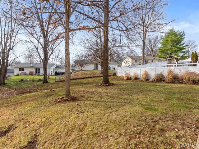14932 Appalachian Trail, Chesterfield, MO 63017