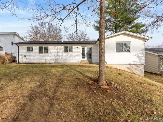 14932 Appalachian Trail, Chesterfield, MO 63017