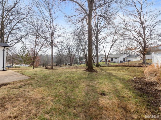 14932 Appalachian Trail, Chesterfield, MO 63017