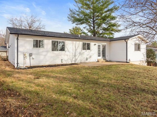 14932 Appalachian Trail, Chesterfield, MO 63017