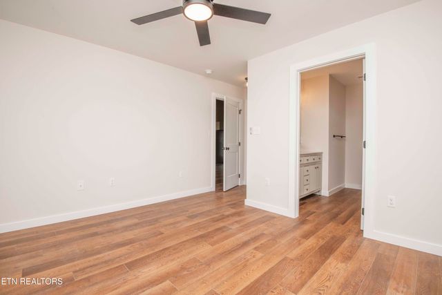 1029 Claude Rd, Knoxville, TN 37914