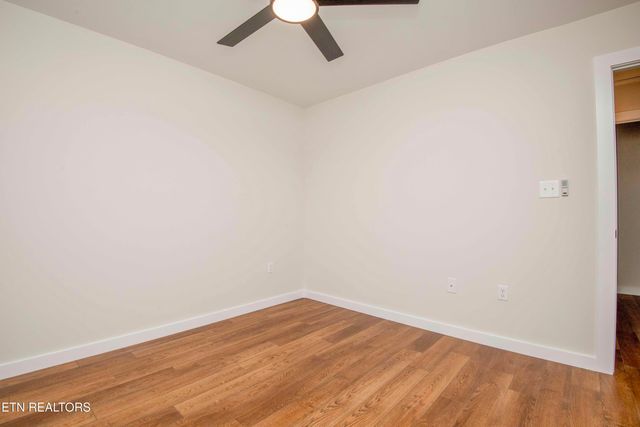 1029 Claude Rd, Knoxville, TN 37914