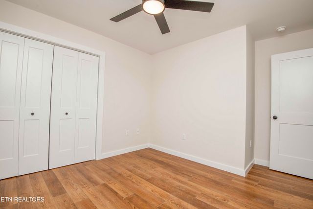 1029 Claude Rd, Knoxville, TN 37914