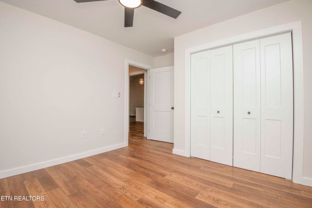 1029 Claude Rd, Knoxville, TN 37914