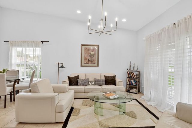 8624 Logia Circle, Boynton Beach, FL 33472