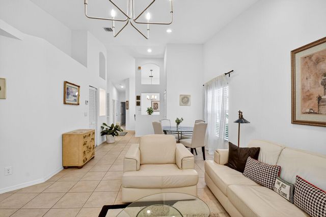 8624 Logia Circle, Boynton Beach, FL 33472