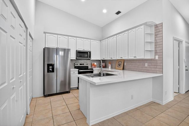 8624 Logia Circle, Boynton Beach, FL 33472