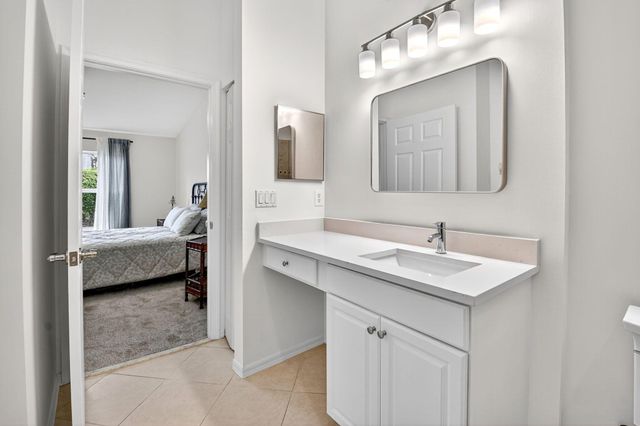 8624 Logia Circle, Boynton Beach, FL 33472