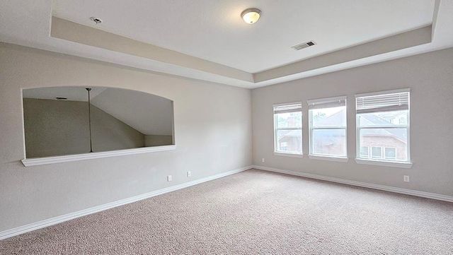 104 Forest Bend Court, Clute, TX 77531