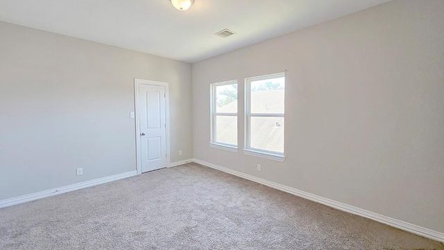 104 Forest Bend Court, Clute, TX 77531