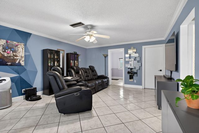 1601 NW 48th Place, Deerfield Beach, FL 33064