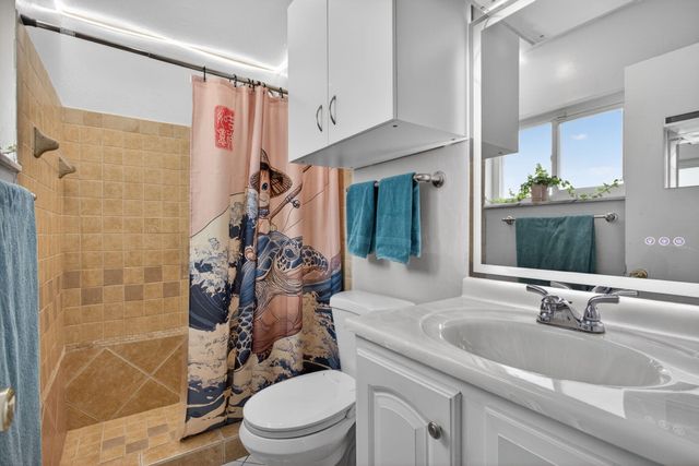1601 NW 48th Place, Deerfield Beach, FL 33064