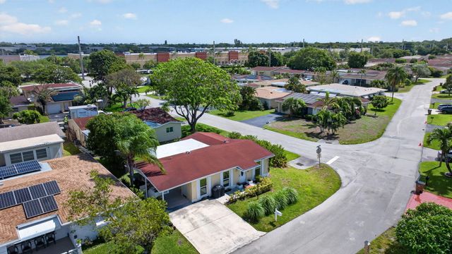 1601 NW 48th Place, Deerfield Beach, FL 33064