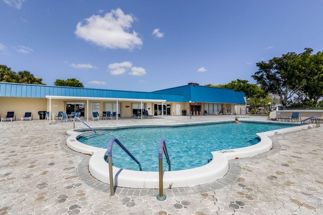 1601 NW 48th Place, Deerfield Beach, FL 33064