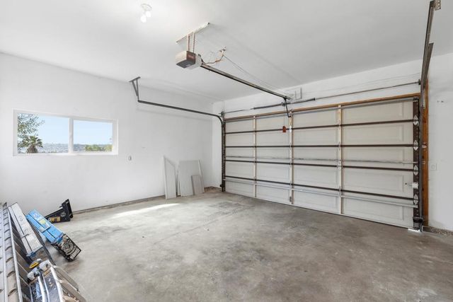 1128 Dawnridge Ave, El Cajon, CA 92021